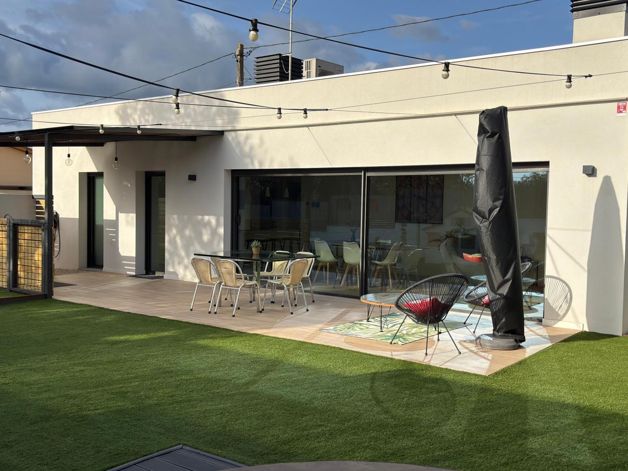 Espectacular Casa En Llagostera - Costa Brava, Con Piscina Exterior photo